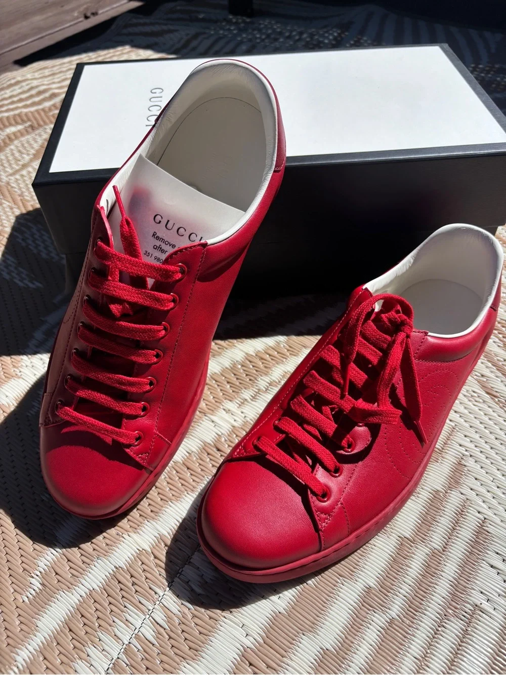 Gucci bold red